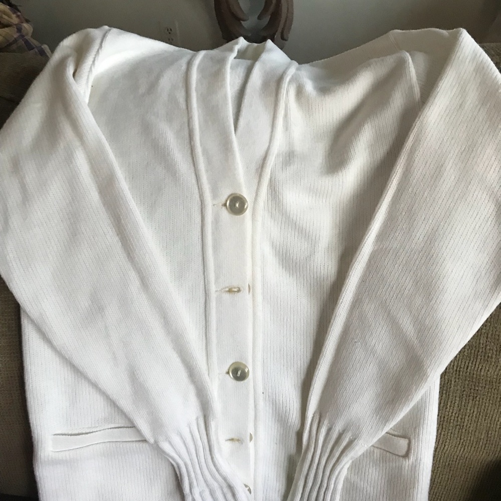 Sweater - Picture 2 of 5
